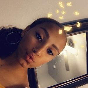 Meet your Posher, Kylee